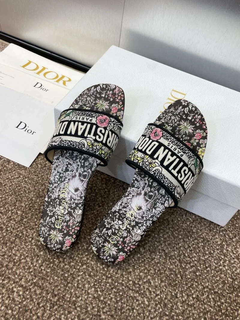 Christian Dior Slippers WaterResistant 21787