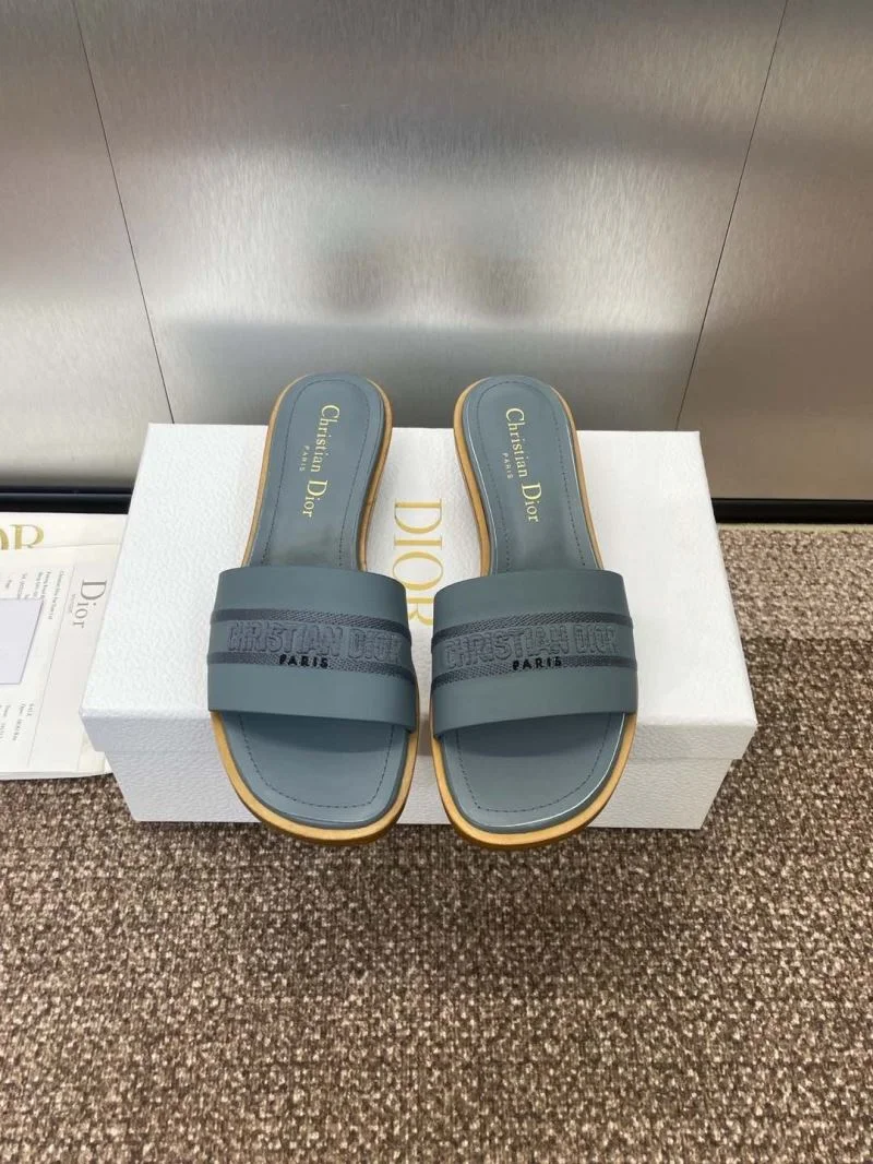 Reliable Christian Dior Slippers 21774