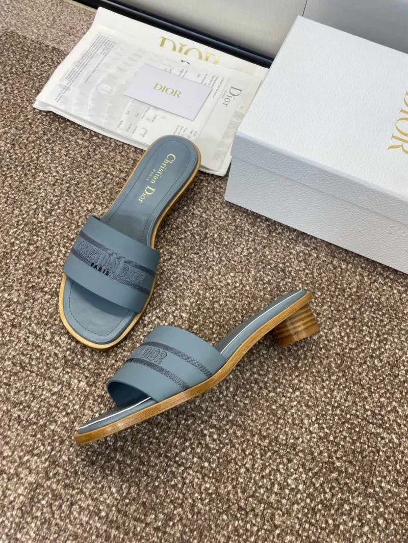 Reliable Christian Dior Slippers 21774
