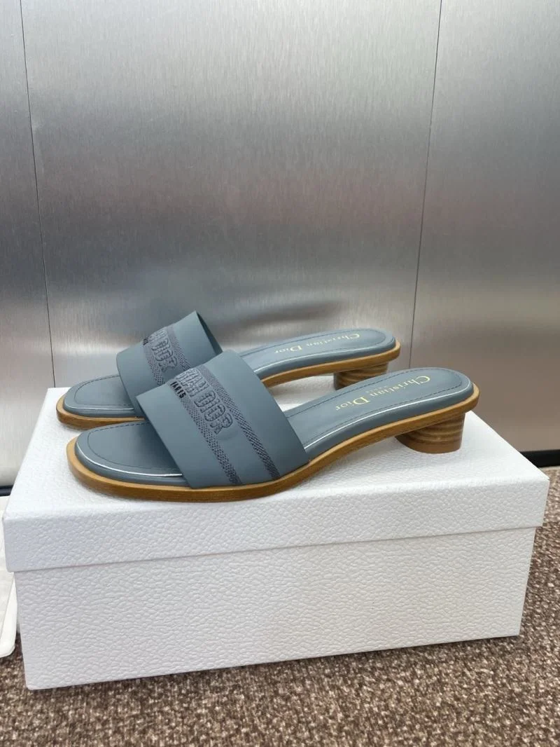 Reliable Christian Dior Slippers 21774