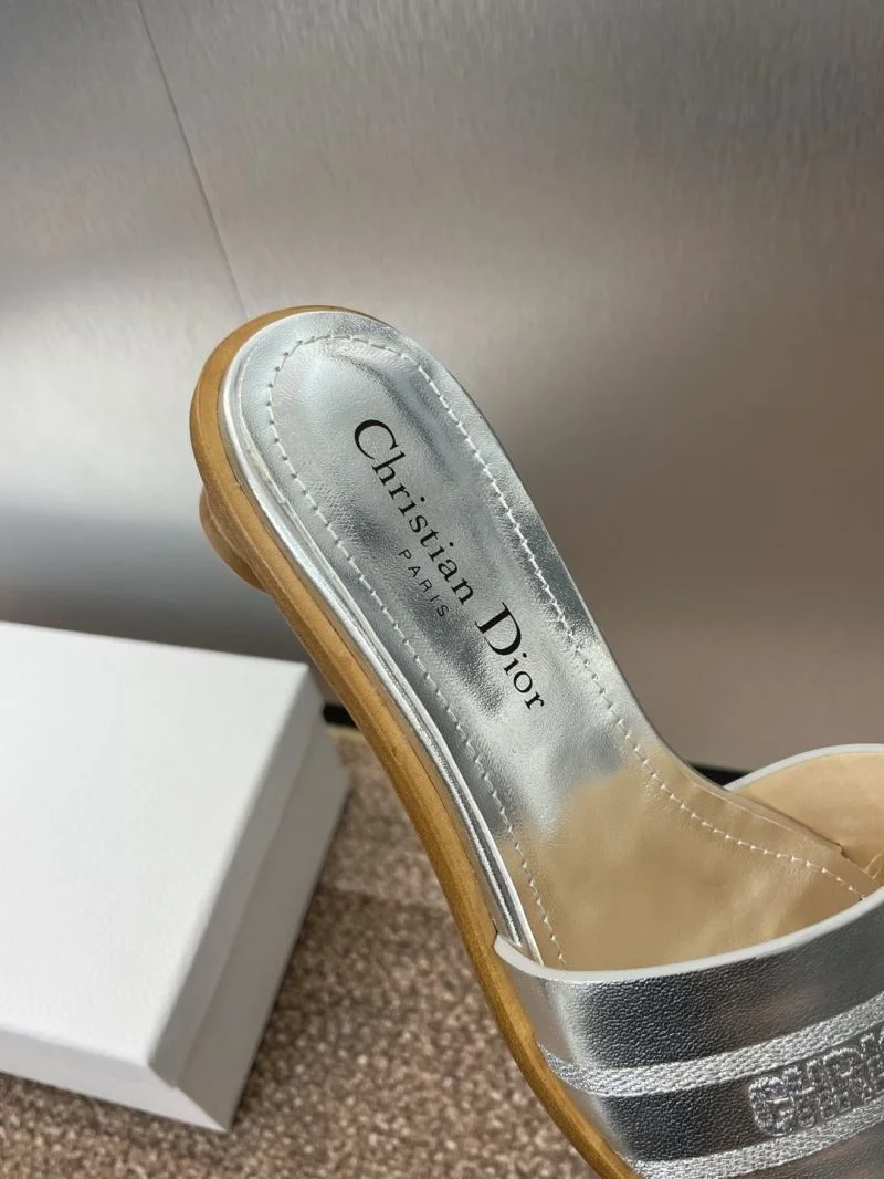 Christian Dior Slippers MoistureWicking 21772