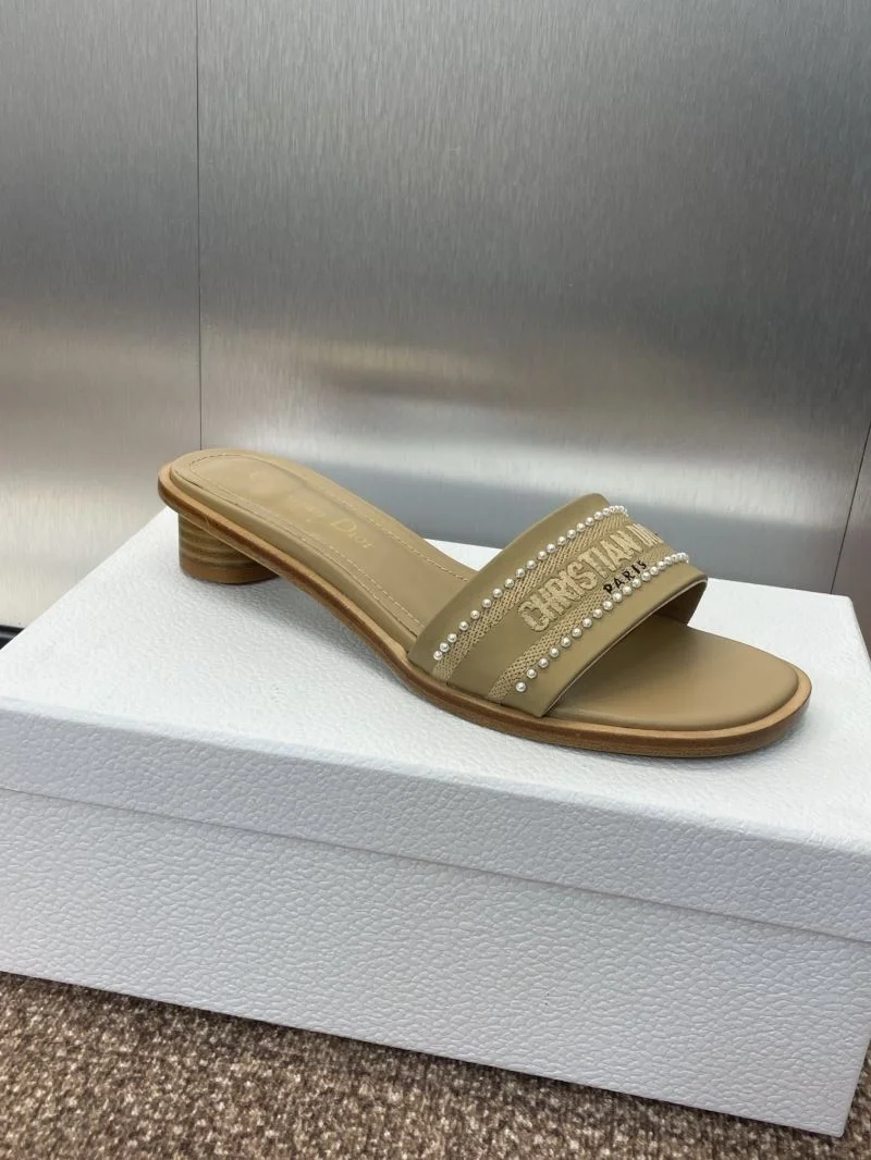Vibrant Christian Dior Slippers 21768