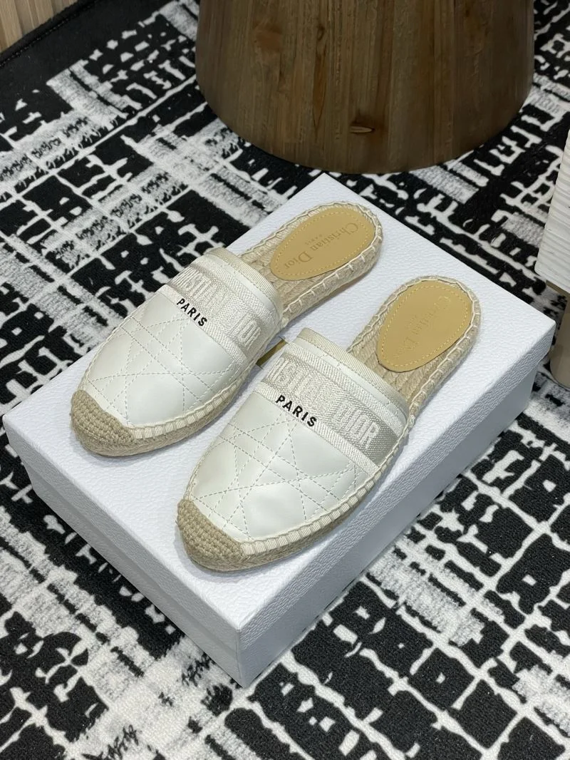 Christian Dior Slippers Sleek 21744
