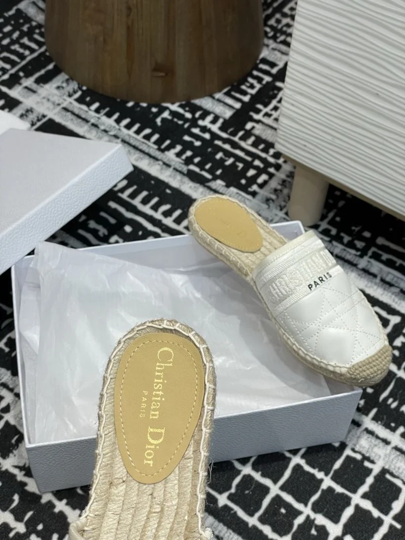 Christian Dior Slippers Sleek 21744