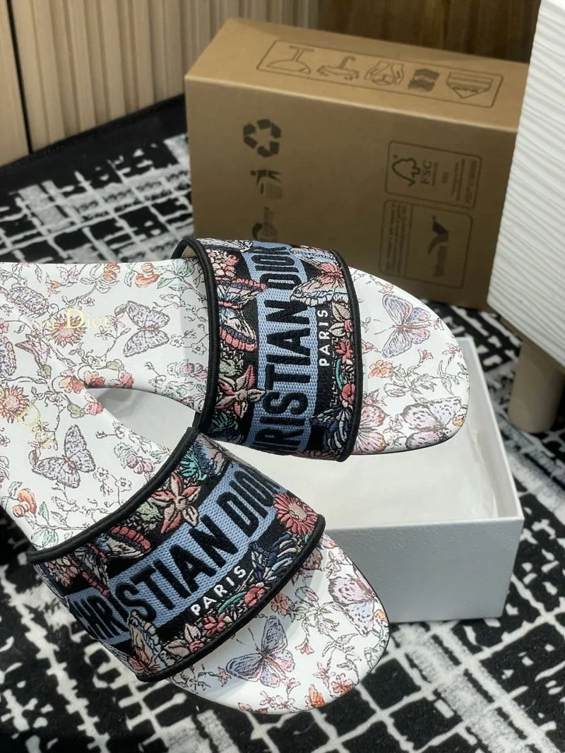Affordable Christian Dior Slippers 21747