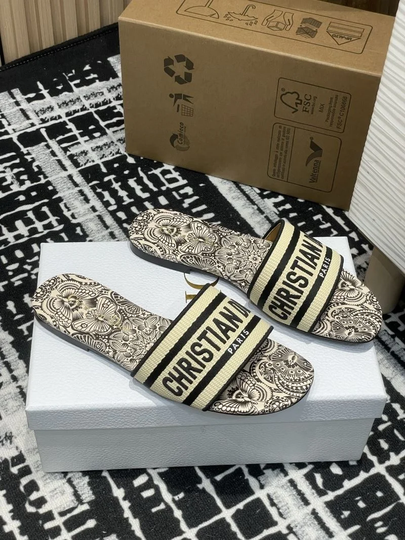 Sleek Christian Dior Slippers 21743