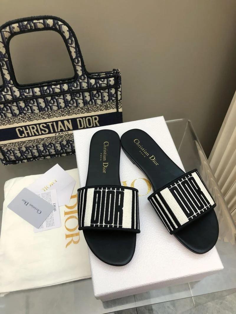 Functional Christian Dior Slippers 21719
