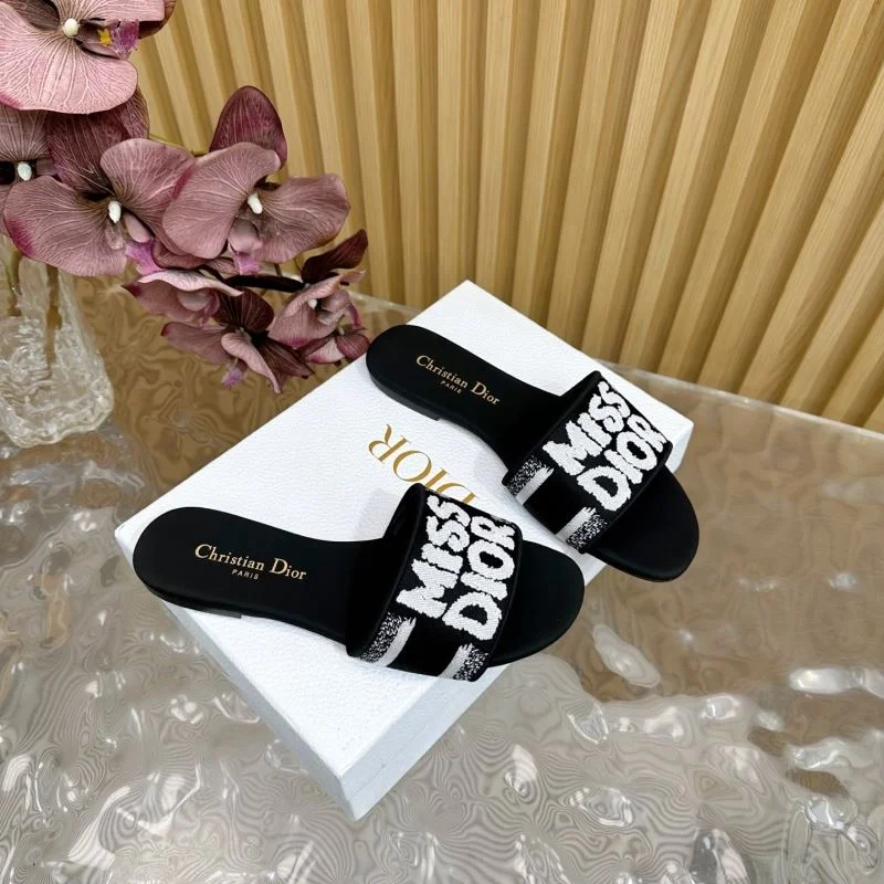 Christian Dior Slippers Compact 21452