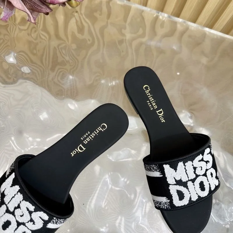 Christian Dior Slippers Compact 21452