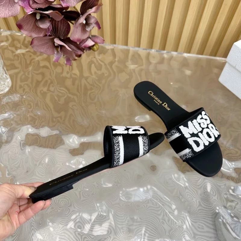 Christian Dior Slippers Compact 21452