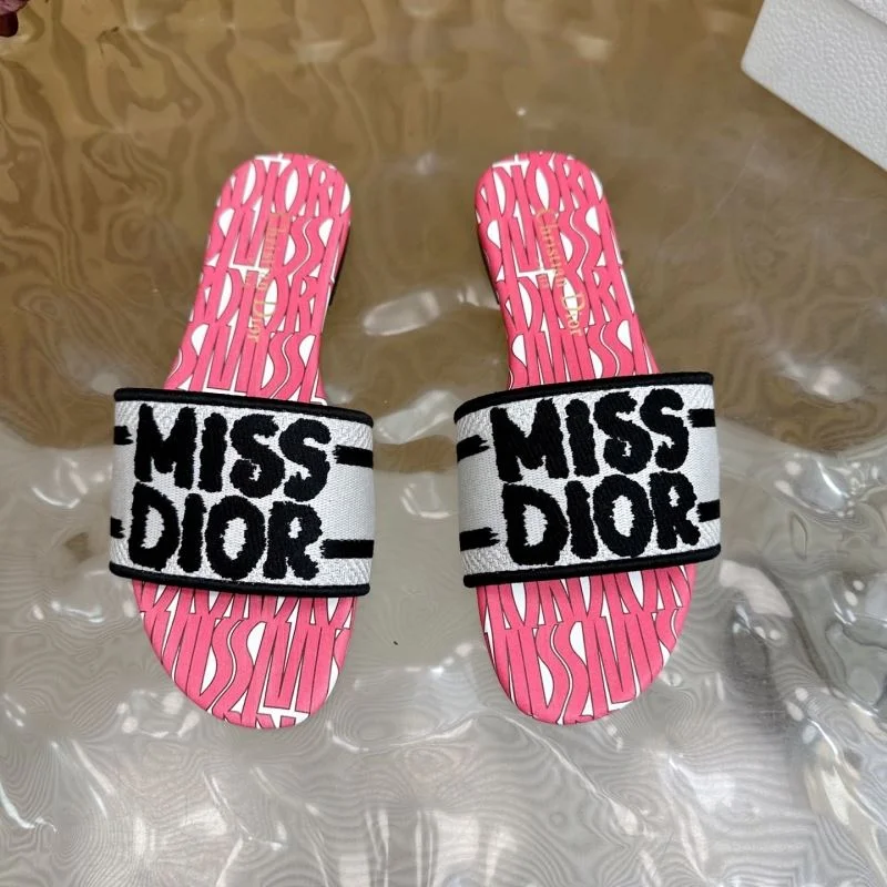 EyeCatching Christian Dior Slippers 21449