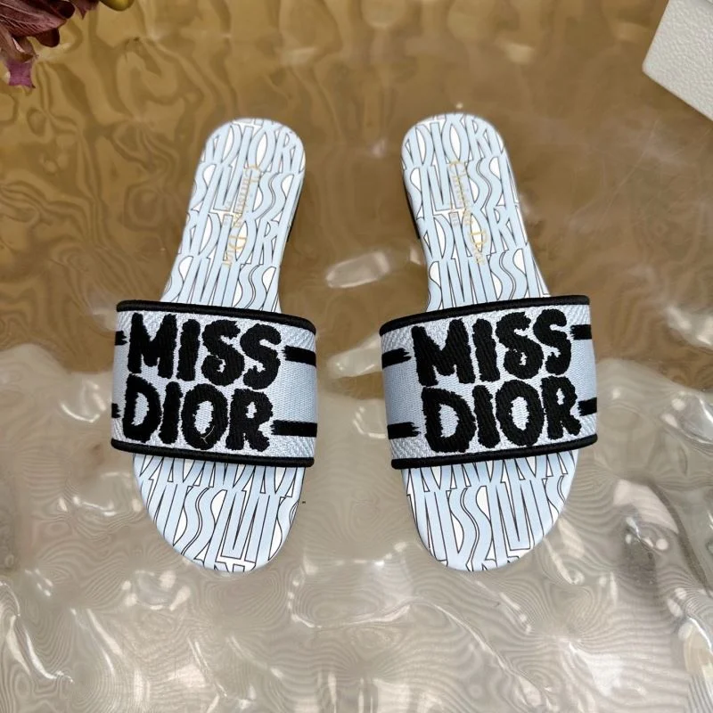 OnTrend Christian Dior Slippers 21445