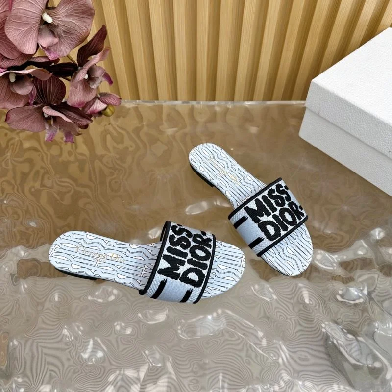 OnTrend Christian Dior Slippers 21445