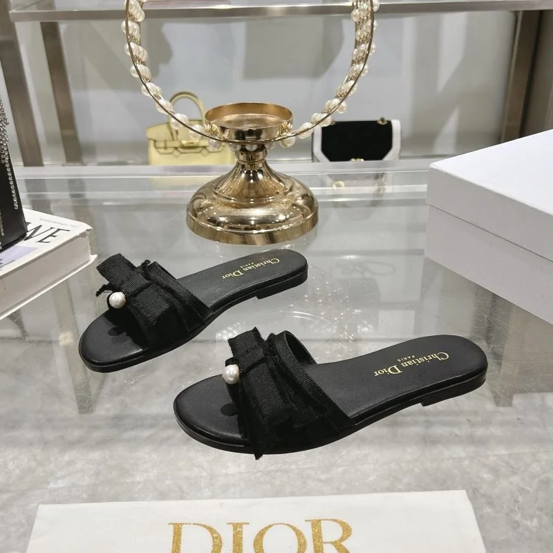 EyeCatching Christian Dior Slippers 21429
