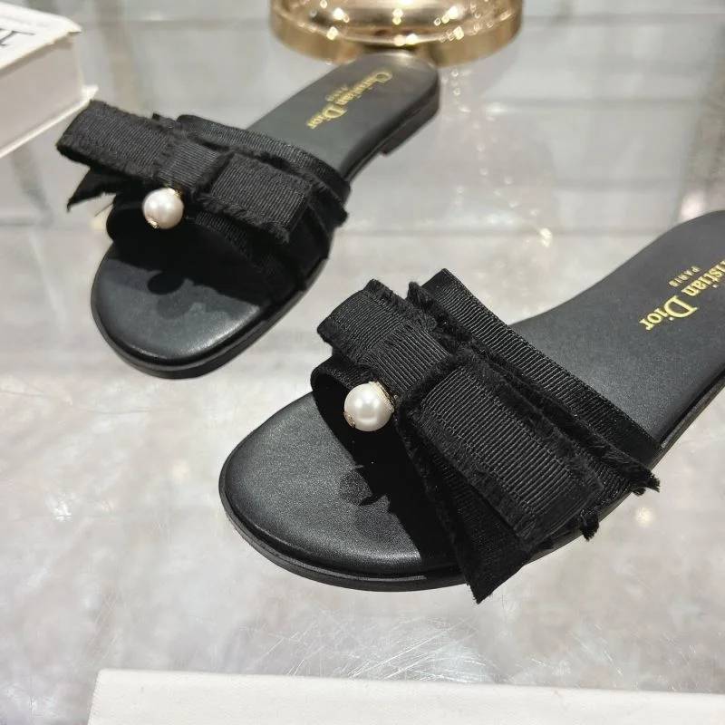 EyeCatching Christian Dior Slippers 21429