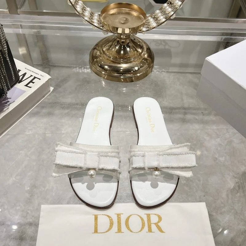 Elegant Christian Dior Slippers 21425
