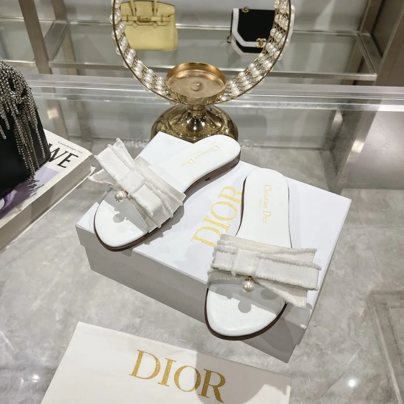 Elegant Christian Dior Slippers 21425
