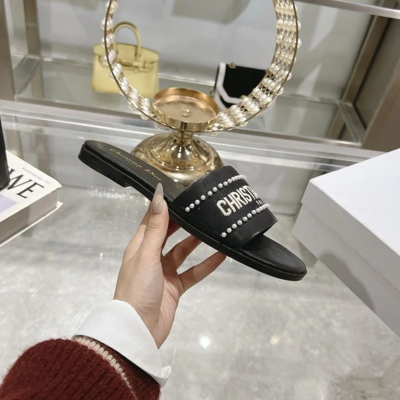 Unique Christian Dior Slippers 21424