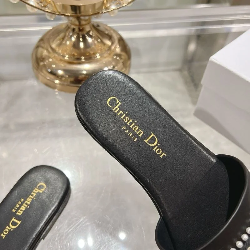 Unique Christian Dior Slippers 21424