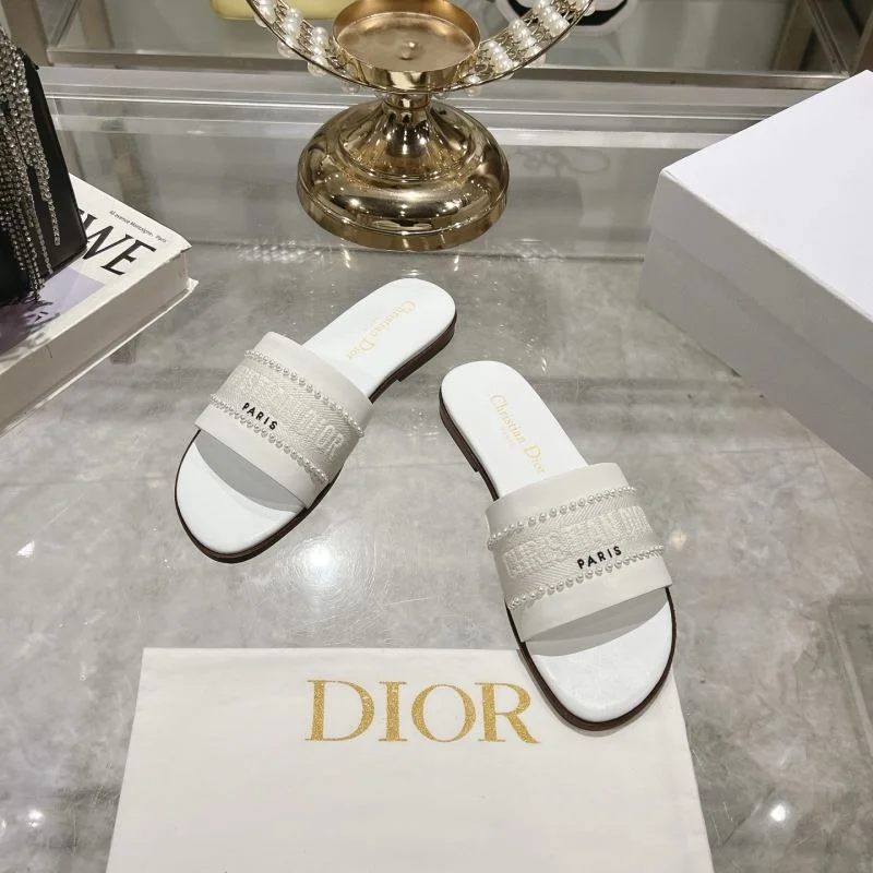 Christian Dior Slippers Compact 21430