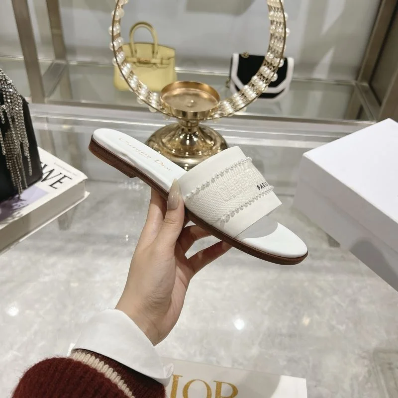 Christian Dior Slippers Compact 21430