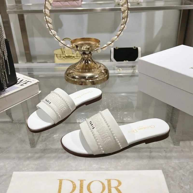 Christian Dior Slippers Compact 21430