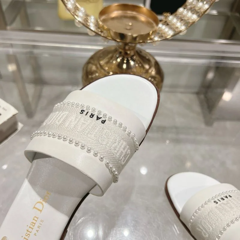 Christian Dior Slippers Compact 21430