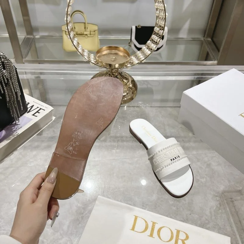 Christian Dior Slippers Compact 21430