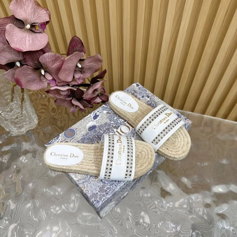 Chic Christian Dior Slippers 21415