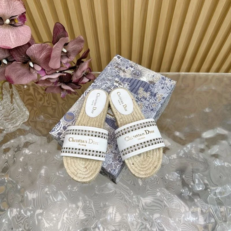 Chic Christian Dior Slippers 21415