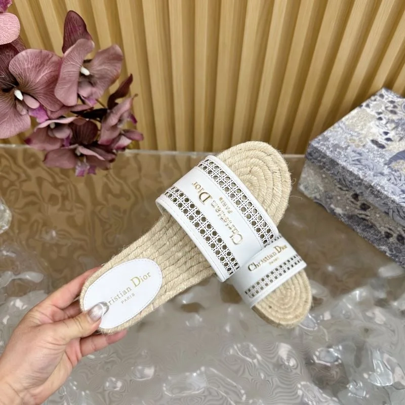 Chic Christian Dior Slippers 21415