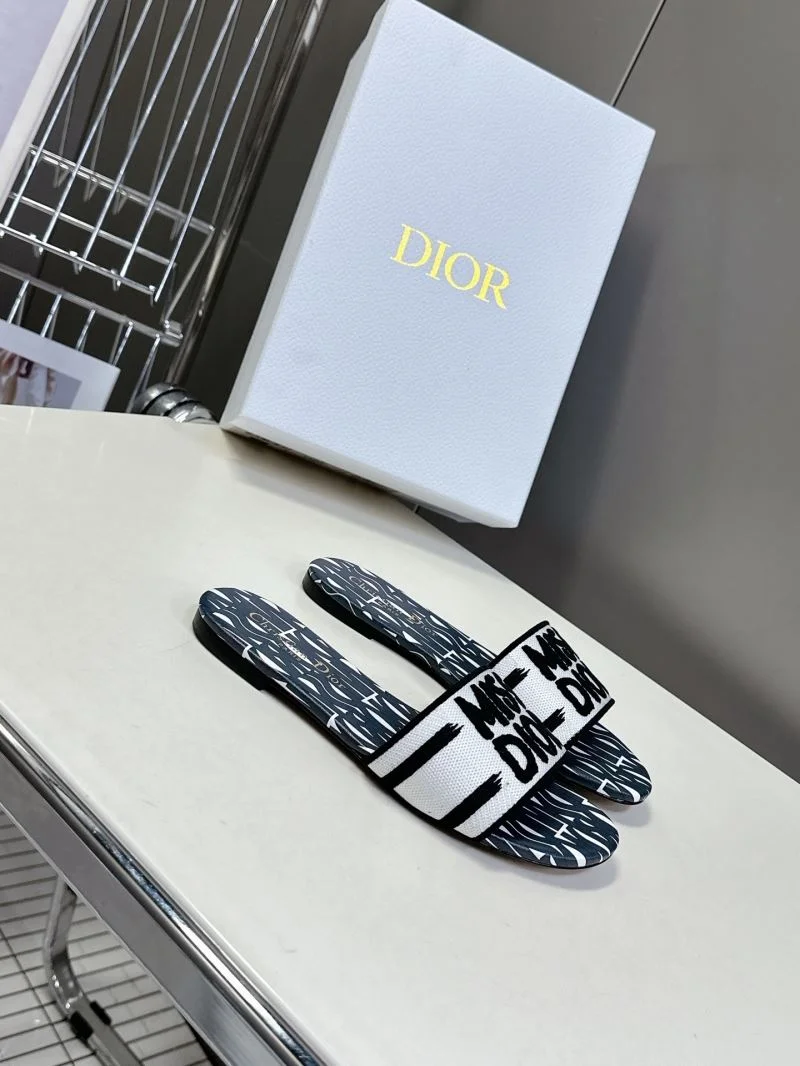 Christian Dior Slippers ModernLook 21418