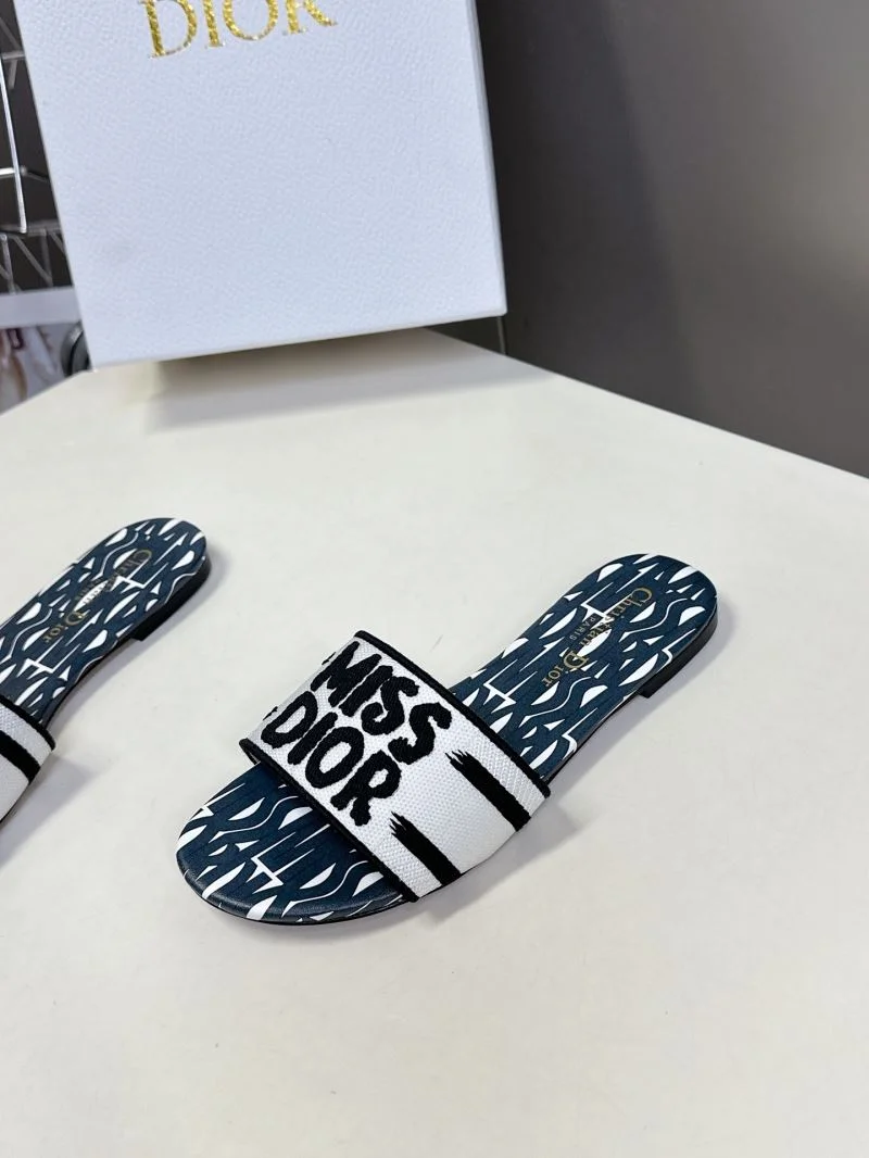 Christian Dior Slippers ModernLook 21418