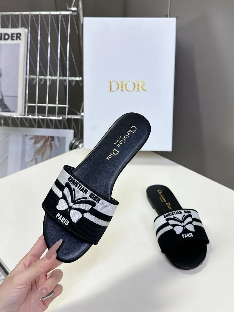 WaterResistant Christian Dior Slippers 21414