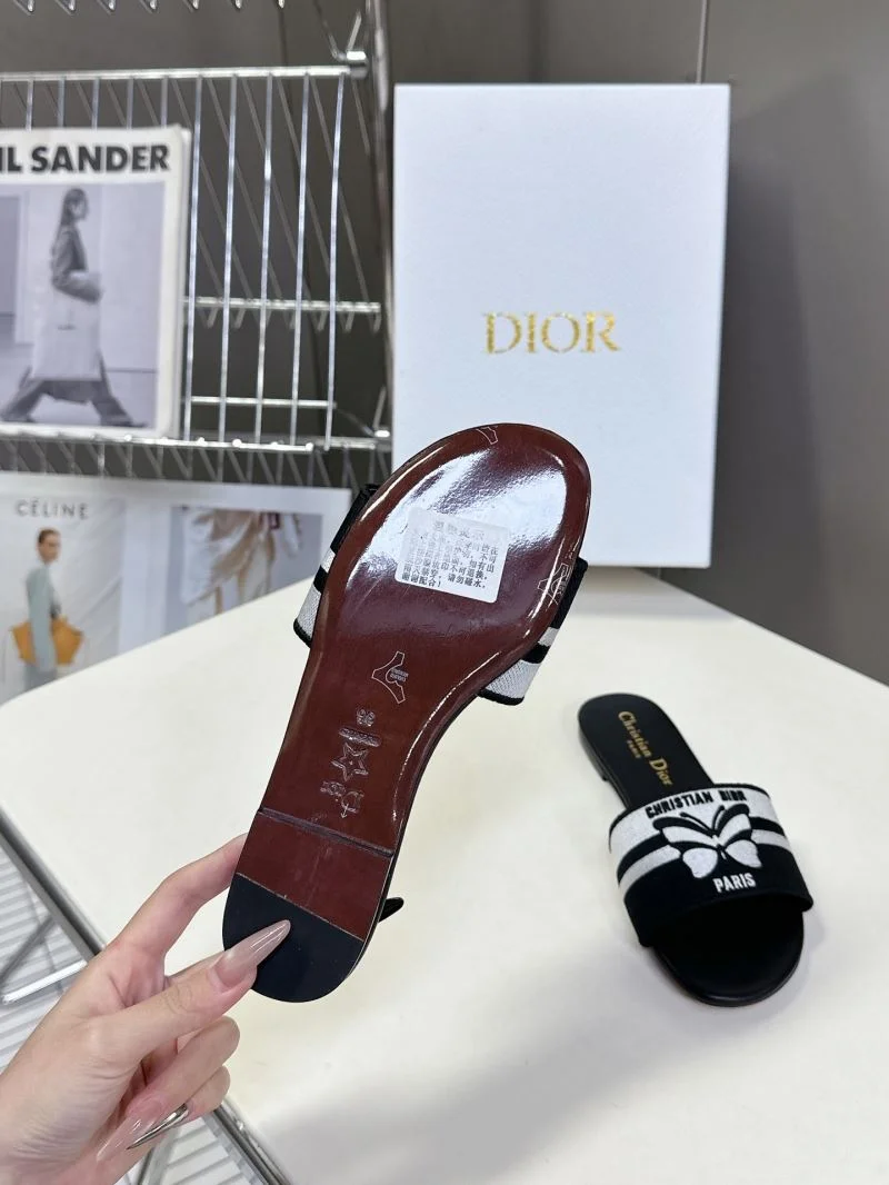 WaterResistant Christian Dior Slippers 21414