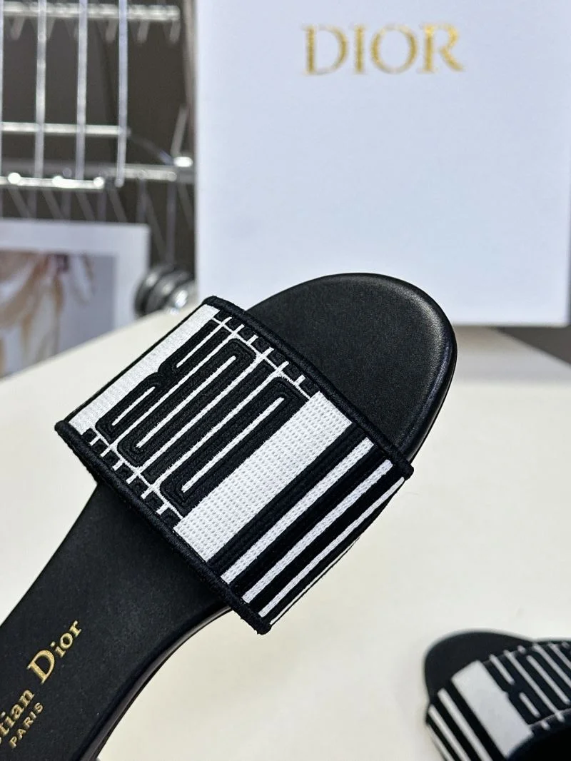 Christian Dior Slippers Flexible 21402