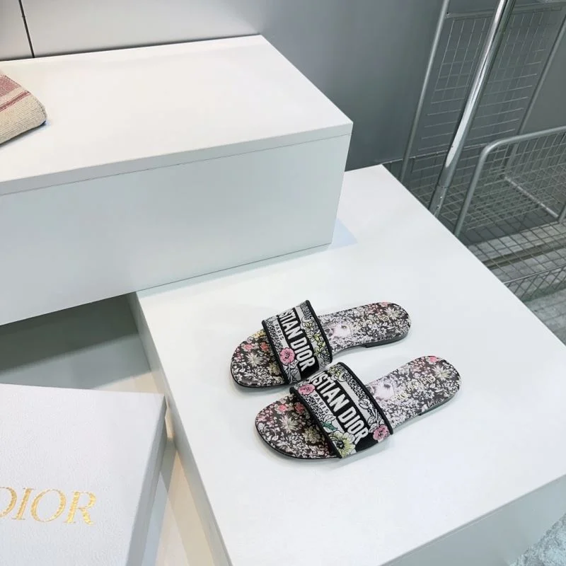 Christian Dior Slippers Durable 21399