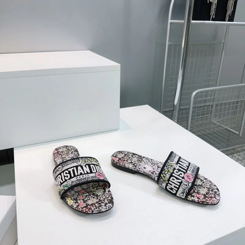 Christian Dior Slippers Durable 21399