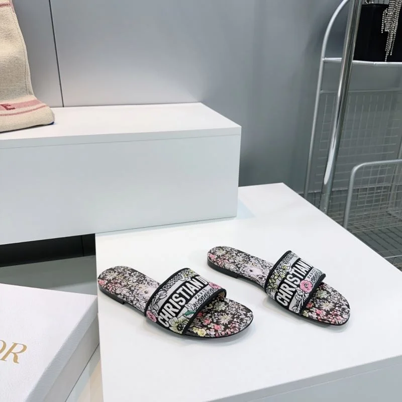 Christian Dior Slippers Durable 21399