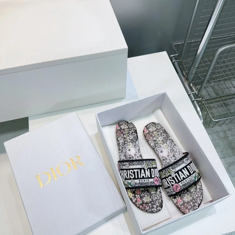 Christian Dior Slippers Durable 21399