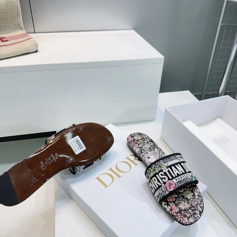 Christian Dior Slippers Durable 21399
