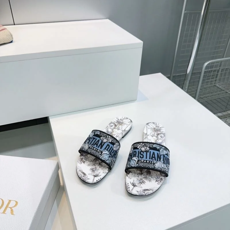 Christian Dior Slippers Bright 21401