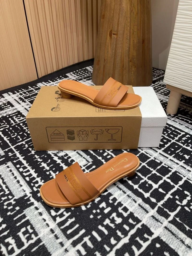 Christian Dior Slippers Versatile 21373