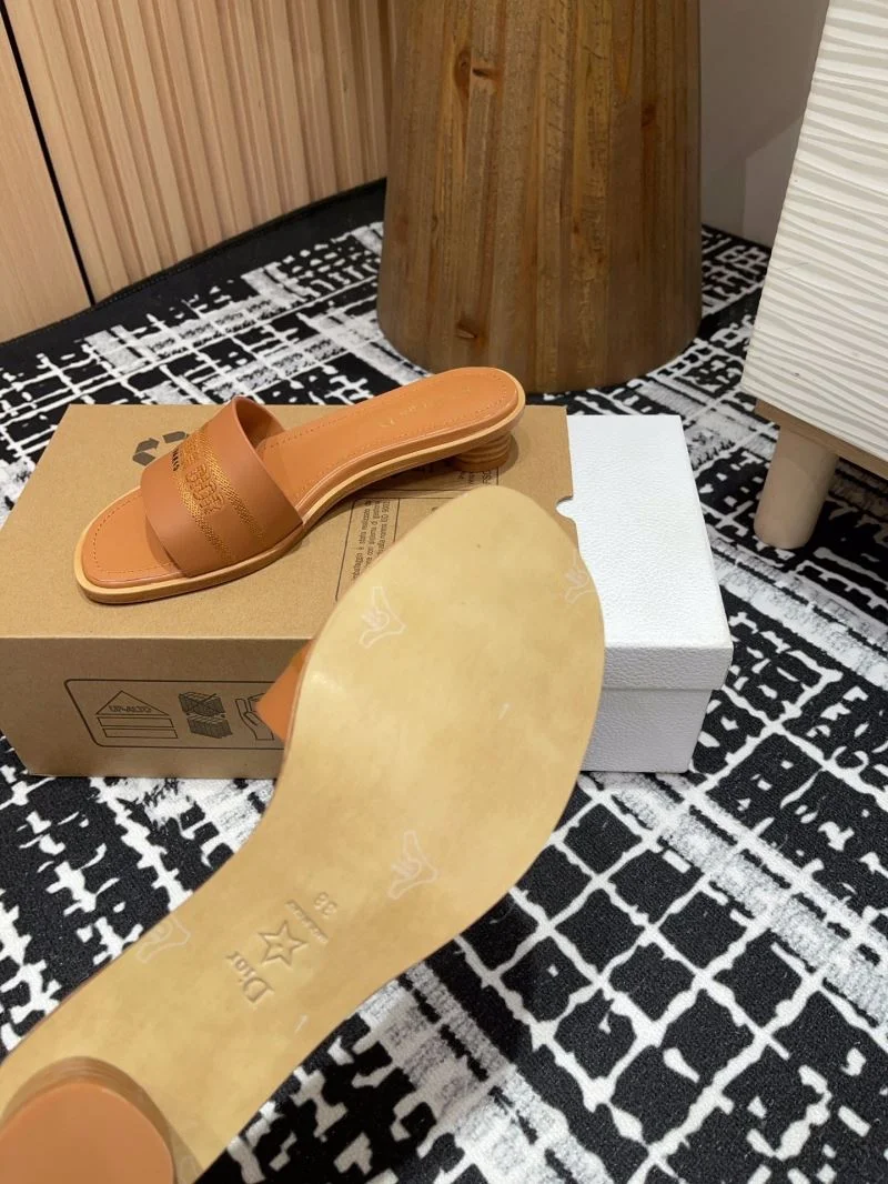 Christian Dior Slippers Versatile 21373