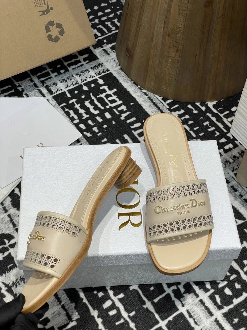 Christian Dior Slippers Versatile 21364