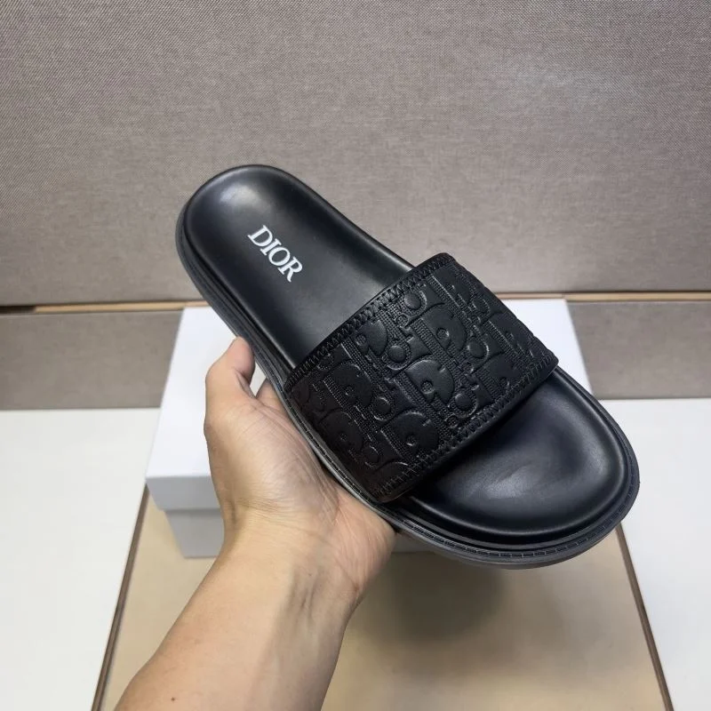 Sporty Christian Dior Slippers 22179