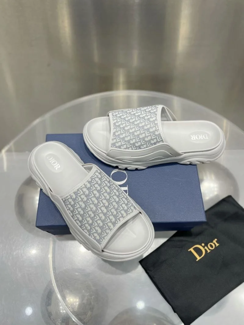 Bold Christian Dior Slippers 20854
