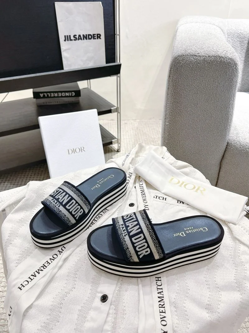 Christian Dior Slippers Durable 20860