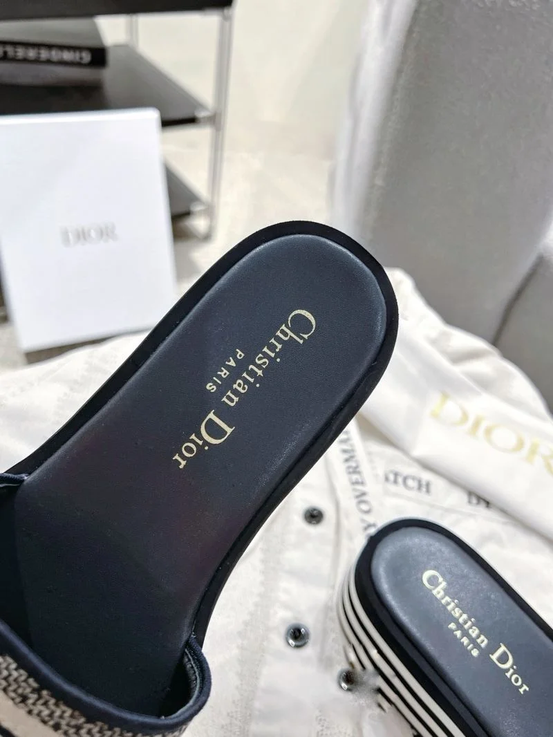 Christian Dior Slippers Durable 20860