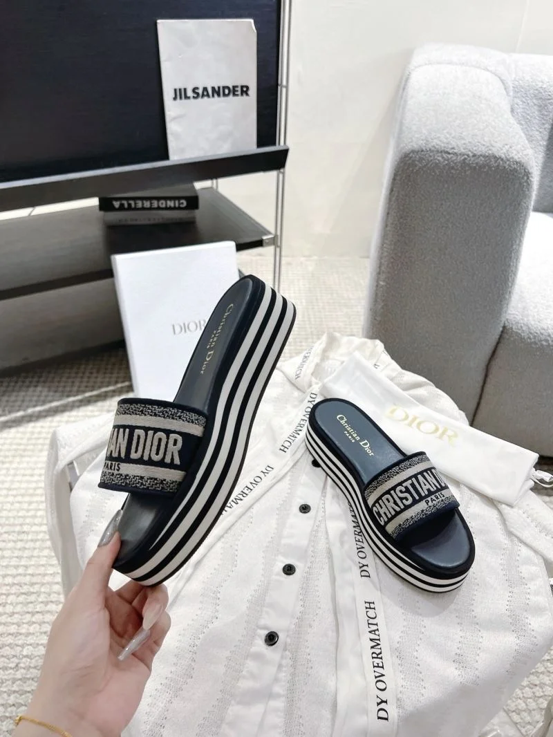 Christian Dior Slippers Durable 20860